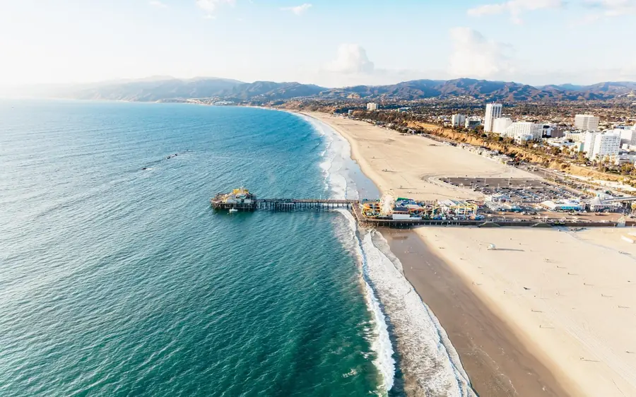 Santa Monica Strand und die Bucht aus der Luft